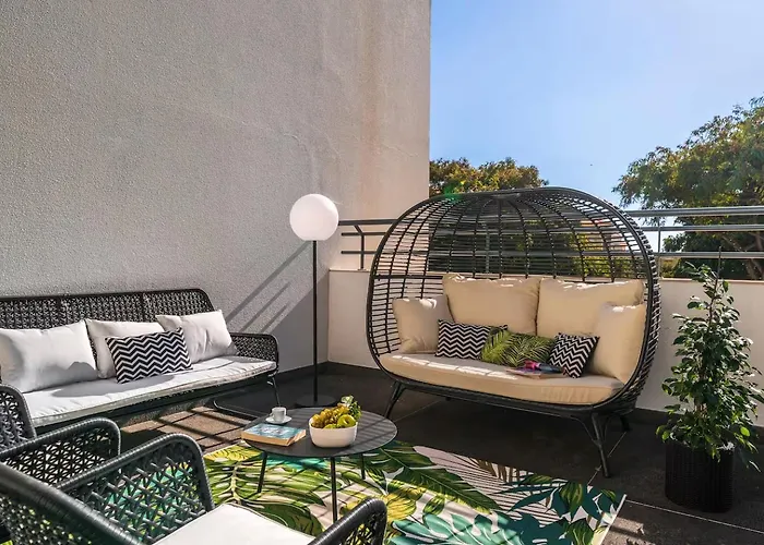 Lido Ocean View - Perto Da Com Estacionamento Privado